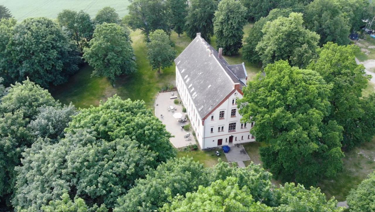 Gutshaus Zarchlin Lägenhet Barkhagen Exteriör bild