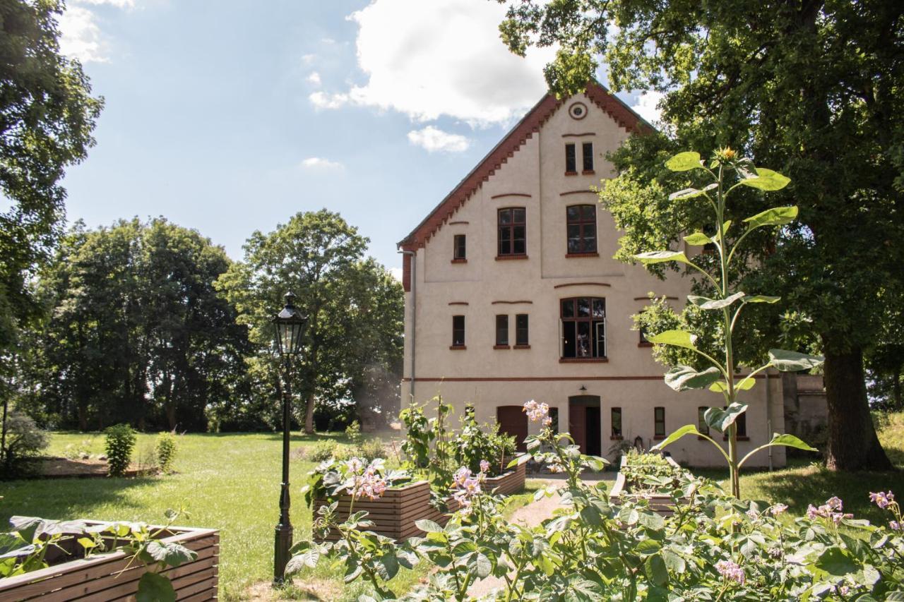 Gutshaus Zarchlin Lägenhet Barkhagen Exteriör bild